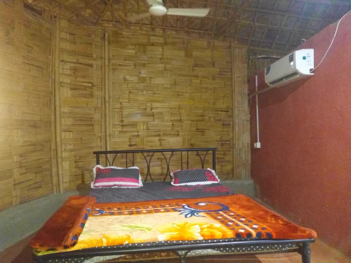The Hillview Camp Resort Szaszan Gir Kültér fotó